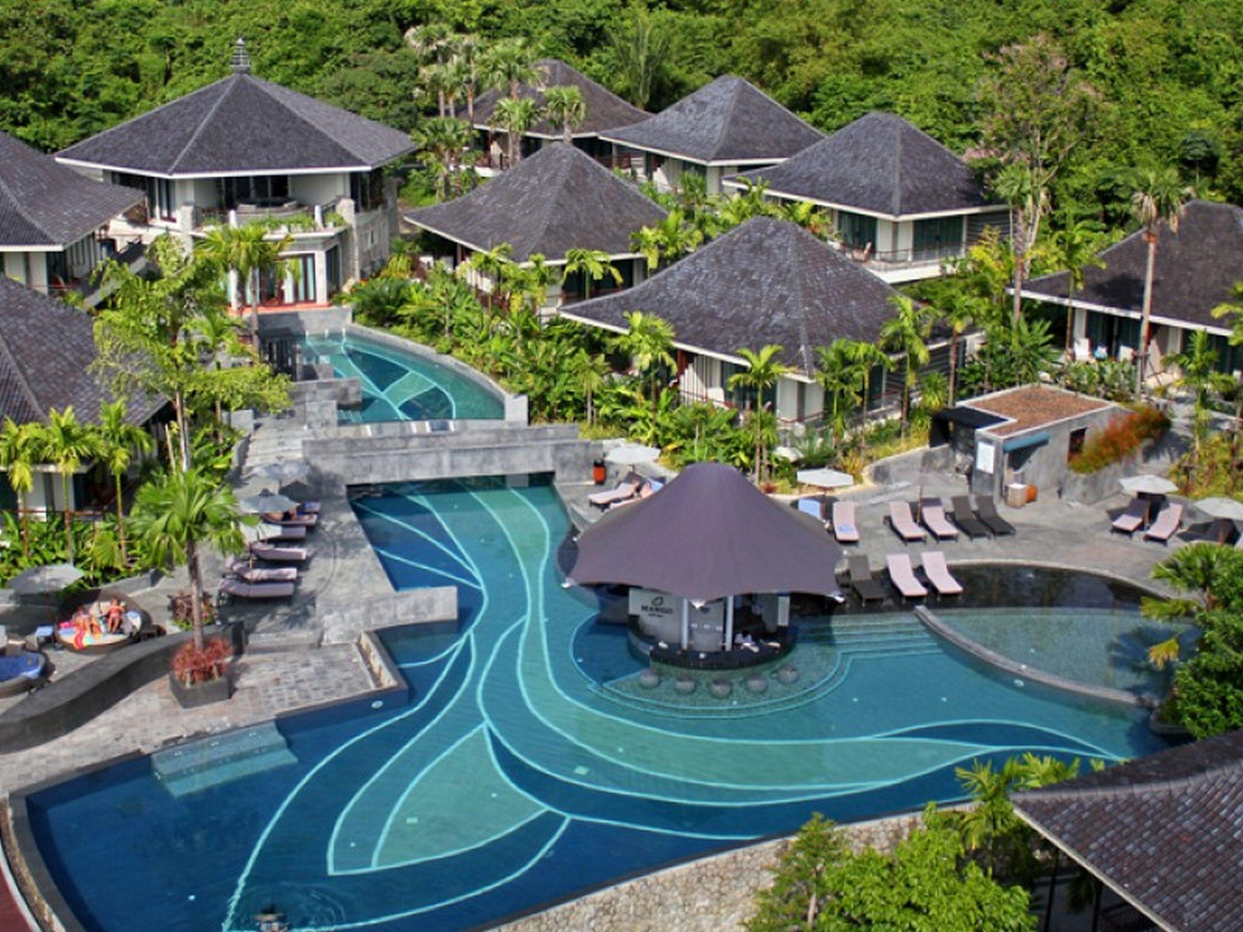 曼达拉瓦度假水疗酒店-卡隆海滩 Karon 外观 照片 The swimming pool at the resort